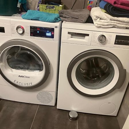 Schoenes Zimmer In Zentraler Lage أولم المظهر الخارجي الصورة